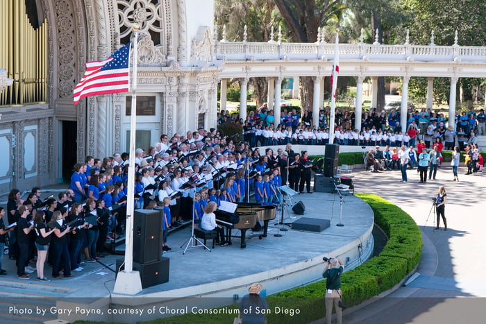 San-Diego-Sings-with-Photo-Credit-1.png